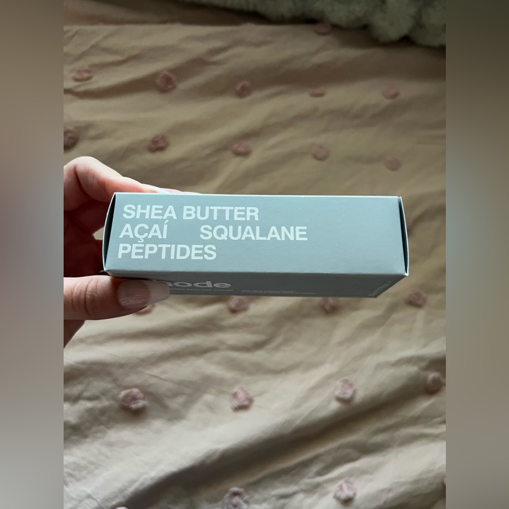 RHODE barrier restore cream
